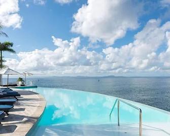 Penthouse Suite at Puerto Bahia in Samana - Samana - Zwembad