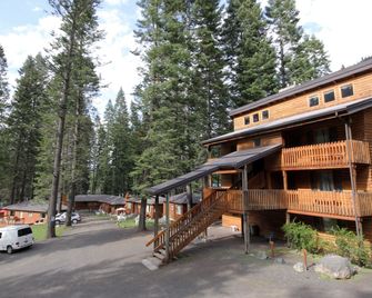 Eagle Cap Chalets - Joseph - Building