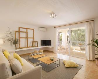 Hibiscus Apartment - Pollença - Living room