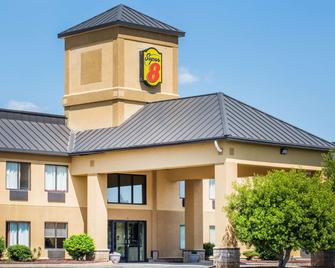 Super 8 by Wyndham Piedmont Greenville Area - Piedmont - Edificio