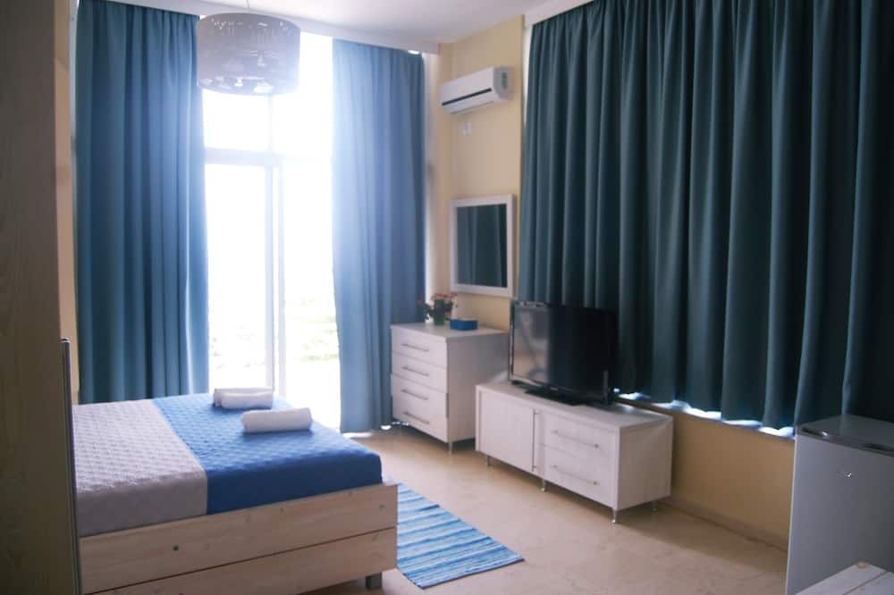 هوتل ساراندا