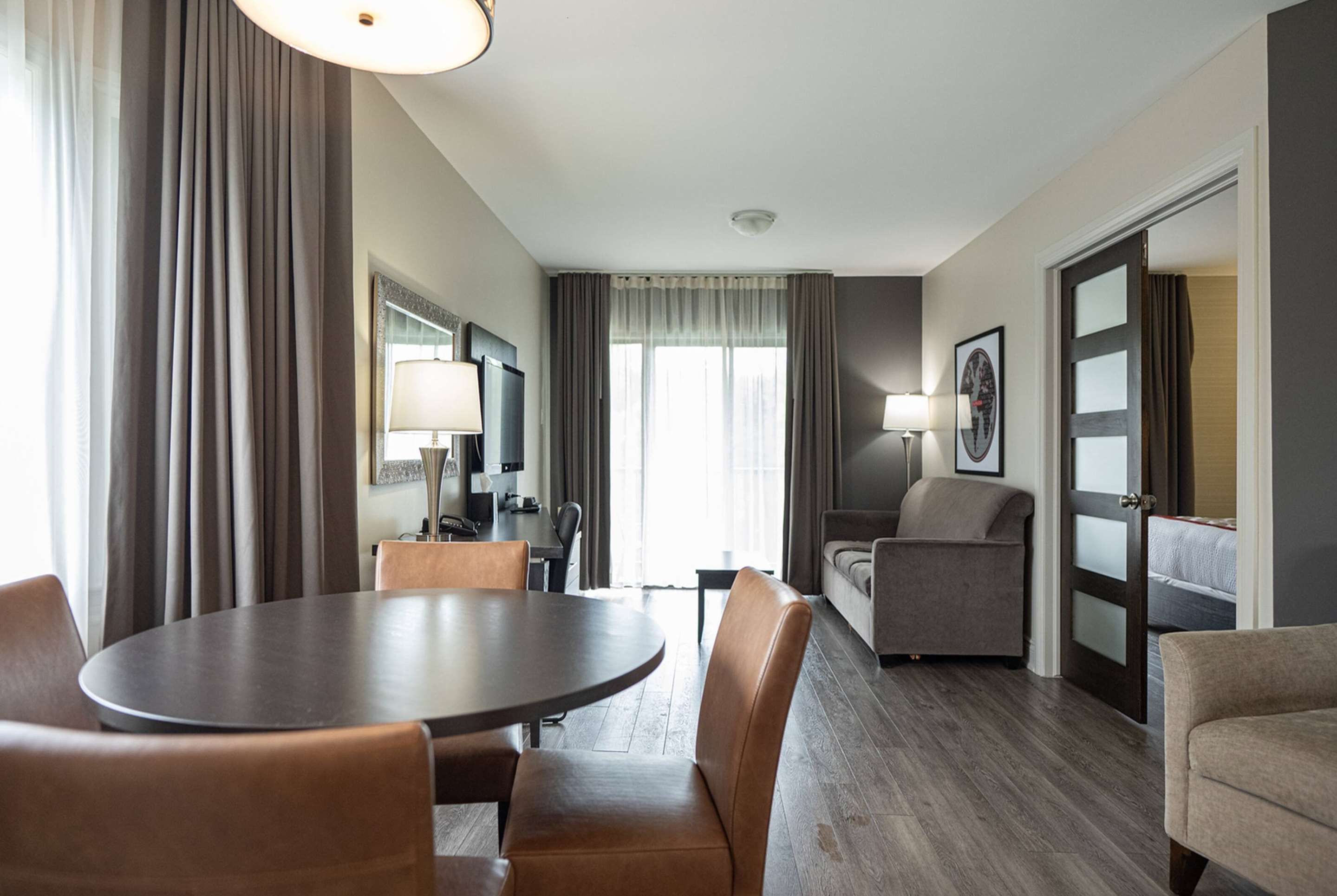 Ramada by Wyndham Ottawa On The Rideau
