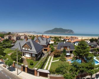 Hotel Cosmopol - Laredo - Edifici