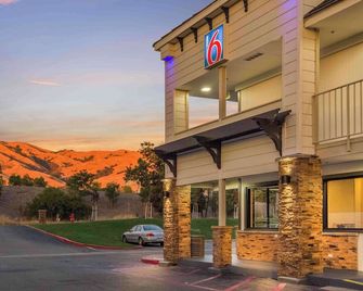 Motel 6 Fremont, Ca - South - Fremont - Building