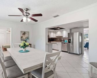 Chic Private Pool Home Minutes to Bonita Beaches - Bonita Springs
