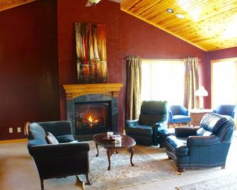 Romantic Waterfront Suite With Amazing Water Views, Hedgehog unit - Ellison Bay - Living room