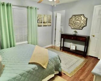 Nene’s Cozy Corner - Orangeburg - Slaapkamer