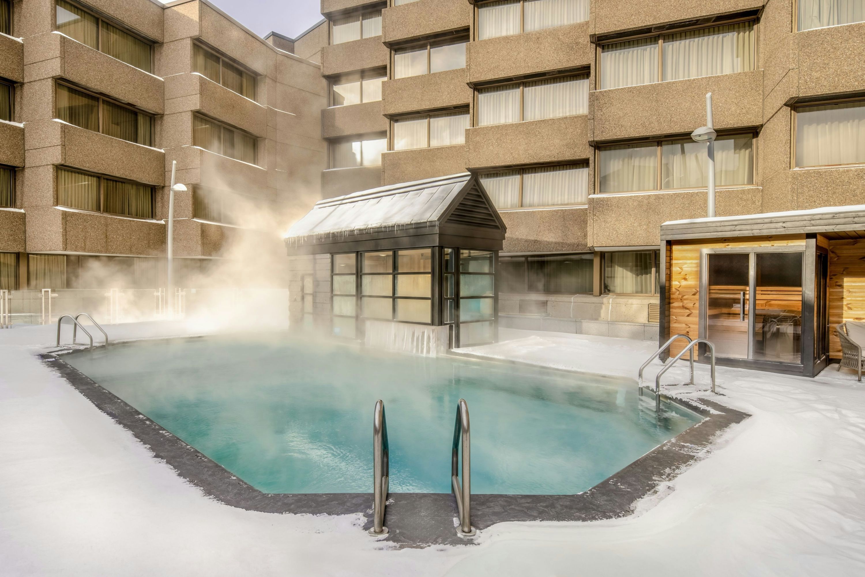 Delta Hotels by Marriott Quebec - קוויבק סיטי - בריכה