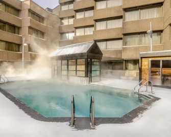 Delta Hotels by Marriott Quebec - קוויבק סיטי - בריכה