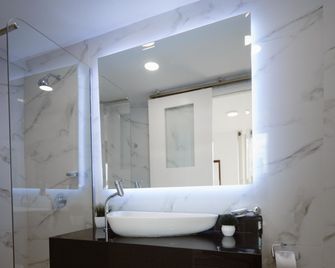 Hotel Arenal - Santa Cruz