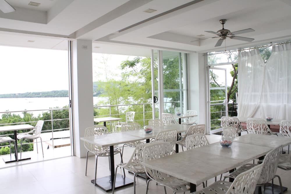 فندق أوشن سيوتس بوهول بوتيك