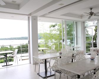 Ocean Suites Bohol Boutique Hotel - Tagbilaran - Restaurant