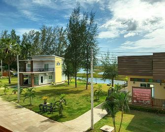 Hadthong Resort - Sathing Phra - Byggnad