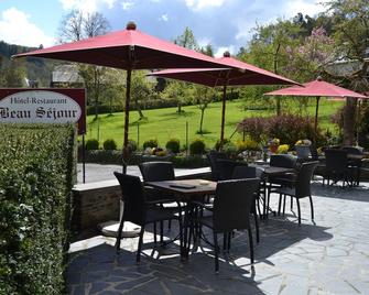 Beau Séjour - Bouillon - Innenhof