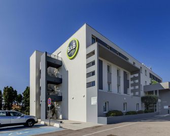 B&B HOTEL Perpignan Sud Marché International - Perpiñán - Edificio
