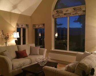 دينجل باي فيو - دينغل - غرفة معيشة