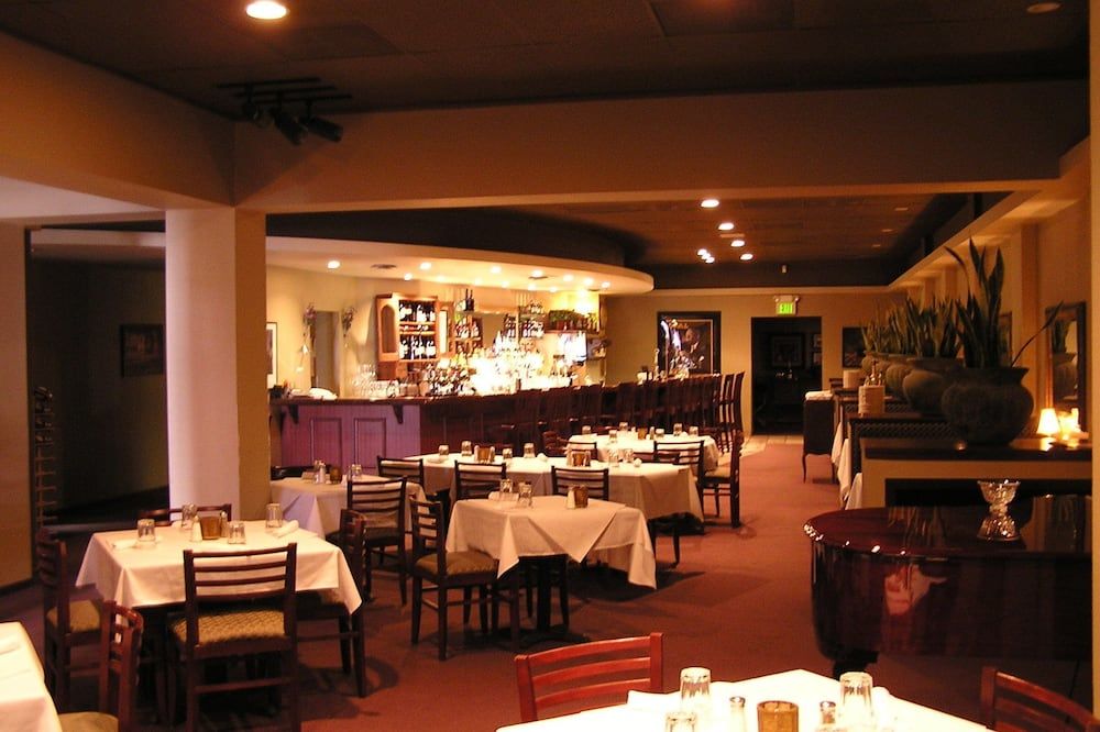 Tremont Inn on Main - Marshalltown - Bar