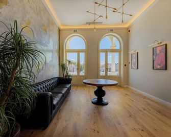 Boutique Hotel Cocosul de aur - Tîrgu Mureş
