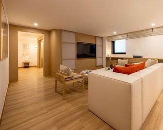아늑호텔 앤 스파 평택점 - 오산 - 거실
