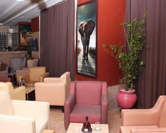 De Santiago Milan Hotel and Suites - Lagos - Lounge