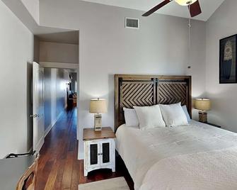 Beach Please - Port Aransas - Bedroom