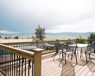 Philipsburg Getaway In The Heart Of It All! - Philipsburg - Balcony