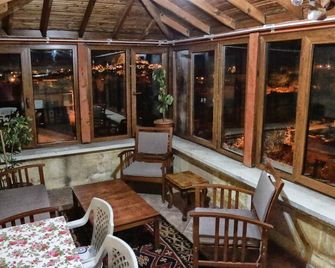 Uchisar Stone House Otel - Uchisar - Restaurant