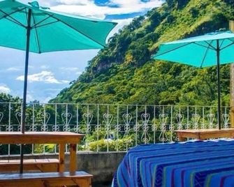 Hotel Amigo - Panajachel - Balkon