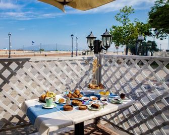 Hotel Miramare - Cesenatico - Bygning