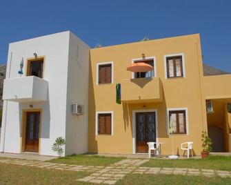 Tilos Fantasy Apartments - Livadia