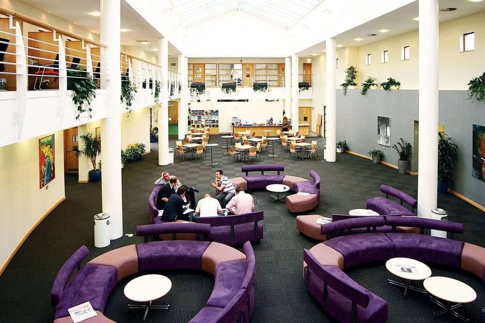 Cranfield Management Development Centre - Bedford