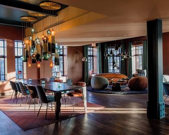 Motel One Edinburgh-Princes - Edinburgh - Lounge