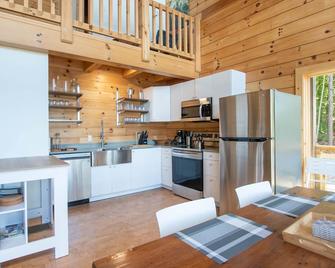 Hygge on Seneca: 'Relaxing Seneca Lake Getaway!' - Lodi - Kitchen