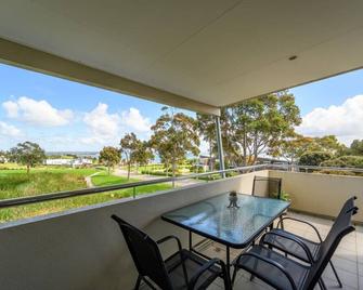 Sanny Side Up Silverwater Resort San Remo - San Remo - Balcony