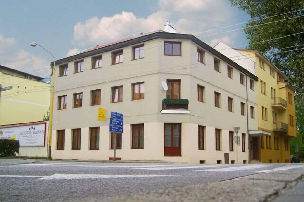 Hotel Slovan - Žilina - Edificio