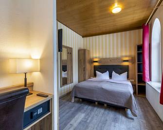 Alte Direktionsvilla Kupfermühle - Harrislee - Slaapkamer