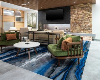 Fairfield by Marriott Inn & Suites Dallas DFW Airport North/ Irving - Irving - Living room