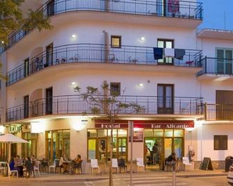 Alicante - Sant Antoni de Portmany - Edifício