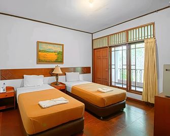 Hotel Gg House Happy Valley - Puncak - Bedroom