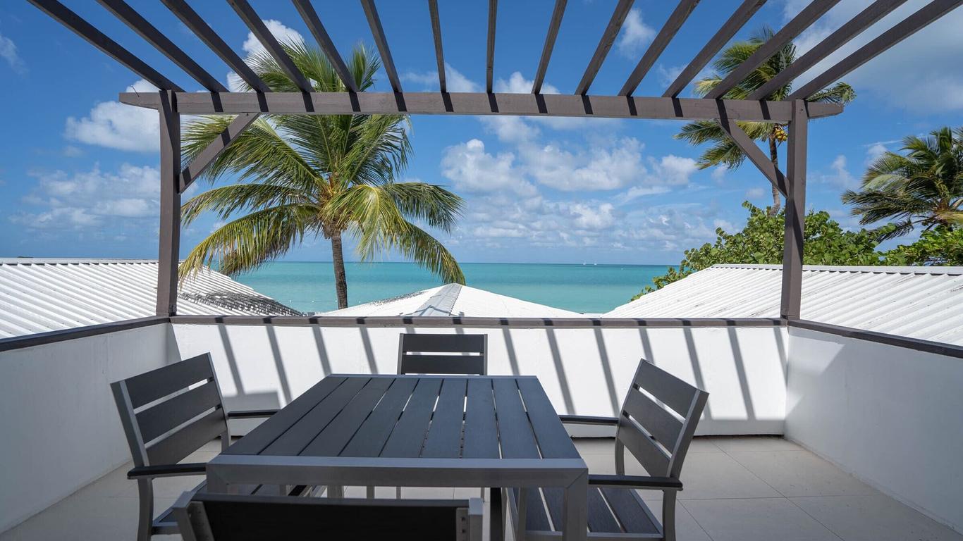 سيبوني بيتش كلّب