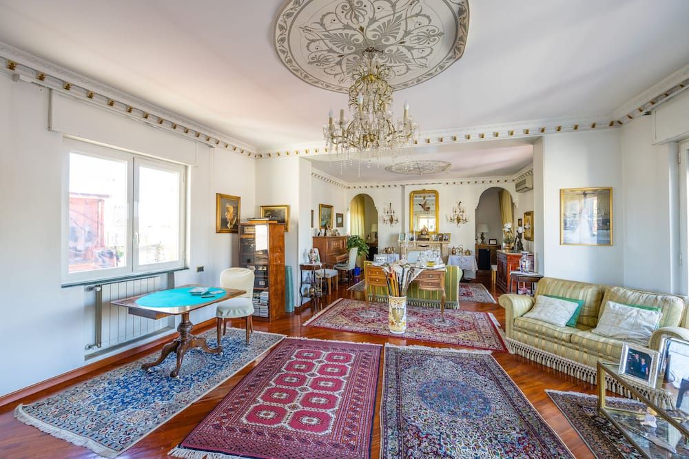 لا كاسا دي برونو نابولي - نابليس - غرفة معيشة