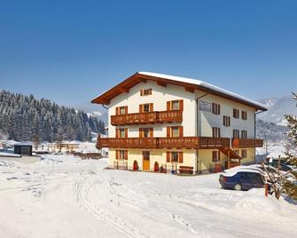 Pension Lärchenhof - Flachau - Building