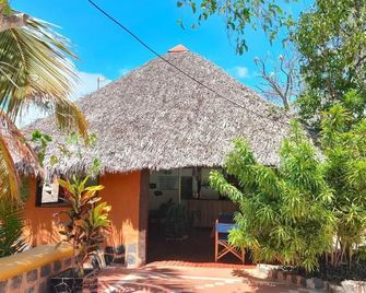 Le Suarez Hotel - Antsiranana