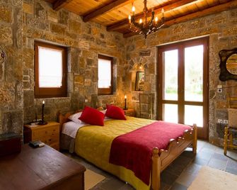 Athena Villas Olive Grove & Estate - Gouves - Chambre