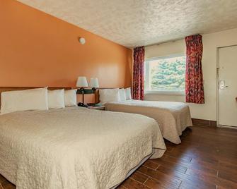 Americas Best Value Inn Austinburg - Austinburg - Bedroom