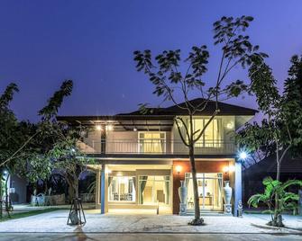 Marc Hotel Maesai - Mae Sai - Budova