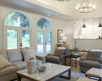 Pickwick Preserve Luxury Private Estate - 300 Acres on Pickwick Lake - Tuscumbia - Sala de estar