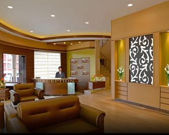 Hotel Anurag Katra - קטרה - טרקלין