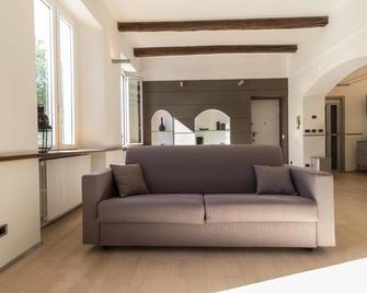 Lungolago Holiday Home - Affitti Brevi Italia - Lecco