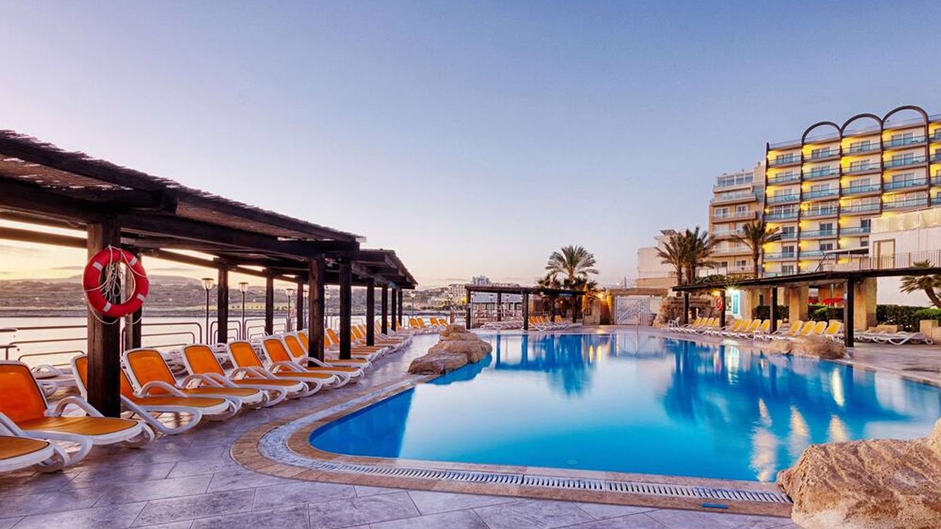 AX Sunny Coast Resort & Spa